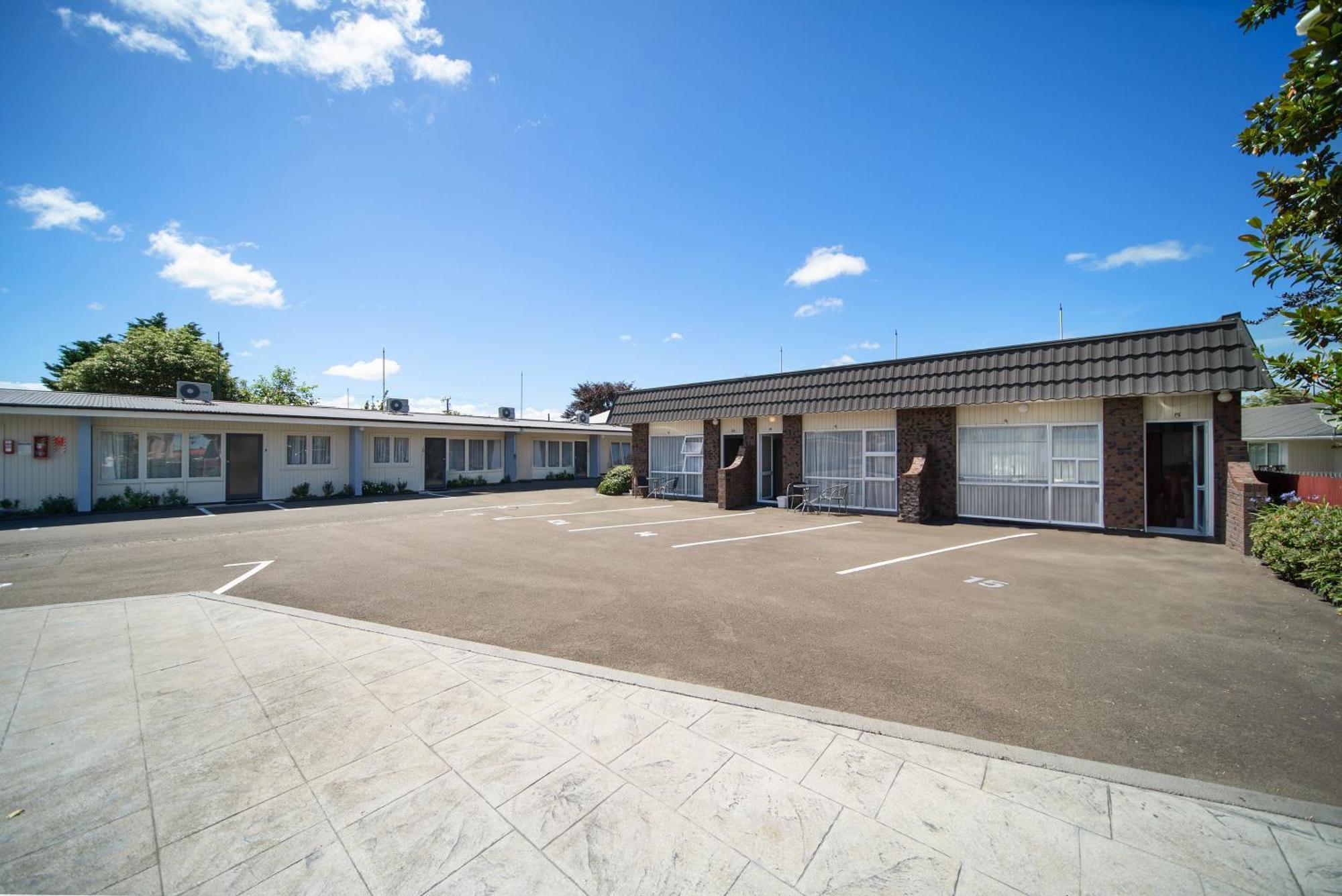 Viking Lodge Motel Tahoraiti Exterior photo